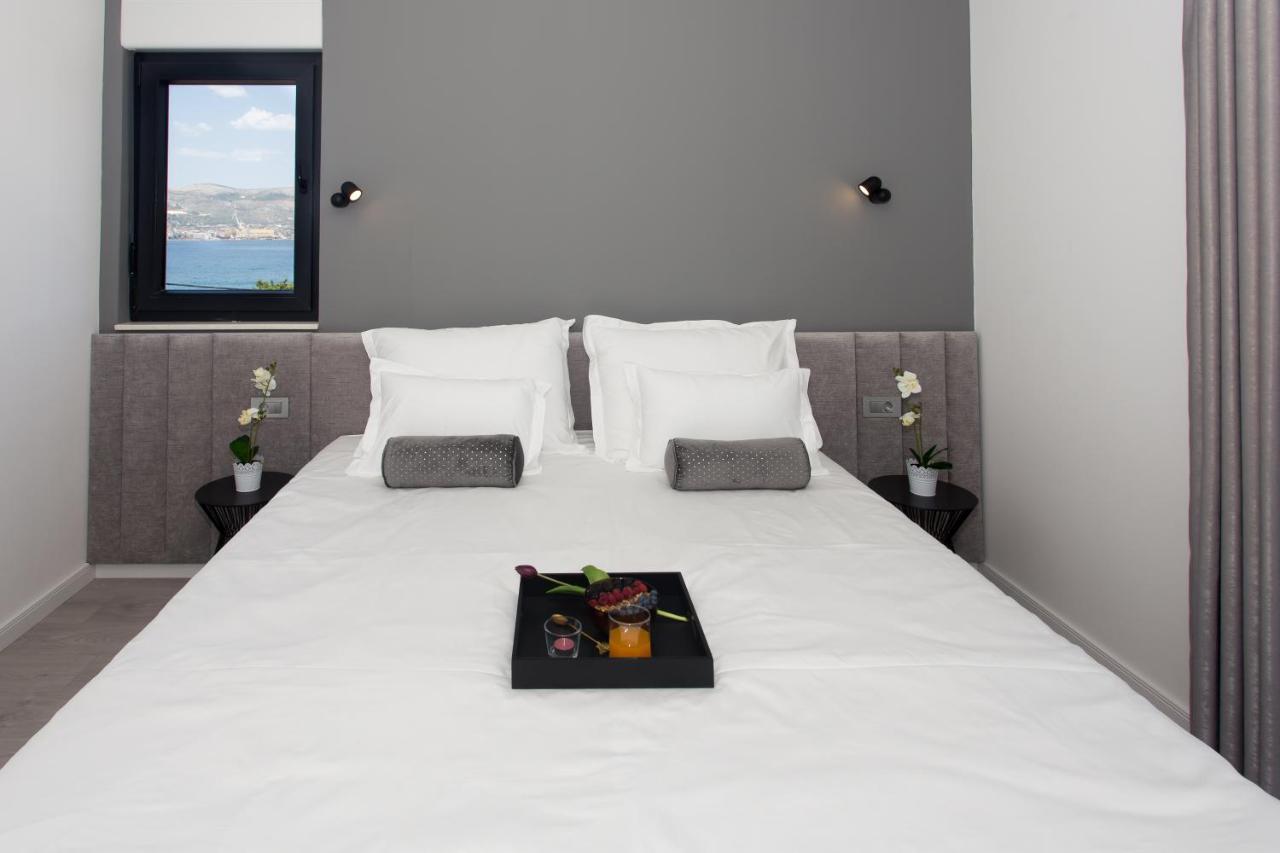 Beachfront House Olbia With Private Parking Trogir Exterior foto