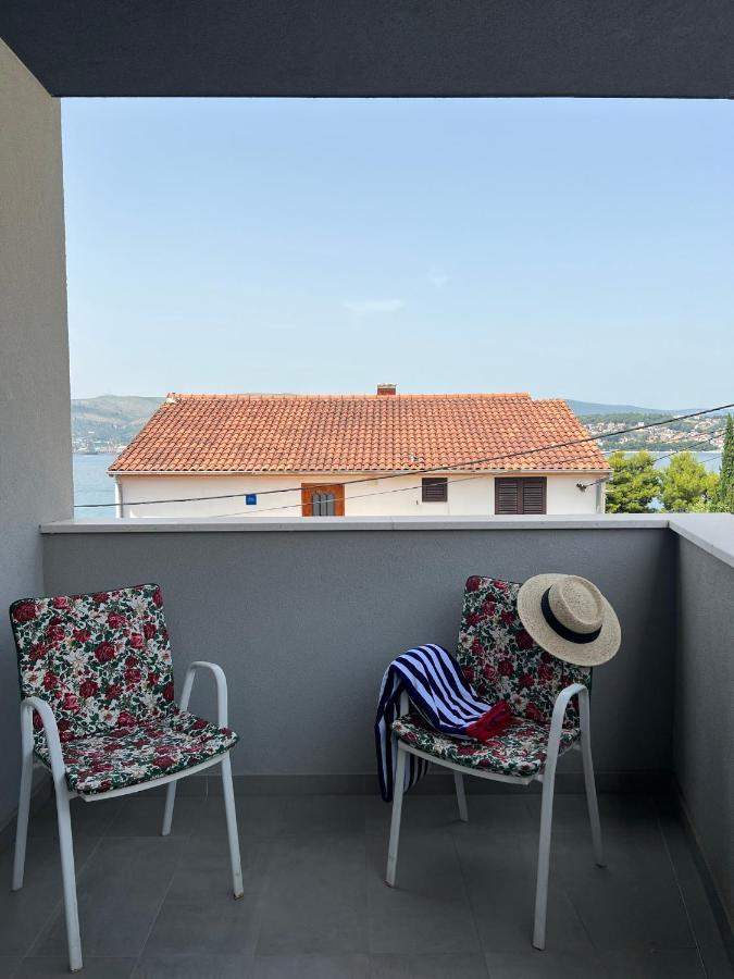 Beachfront House Olbia With Private Parking Trogir Exterior foto