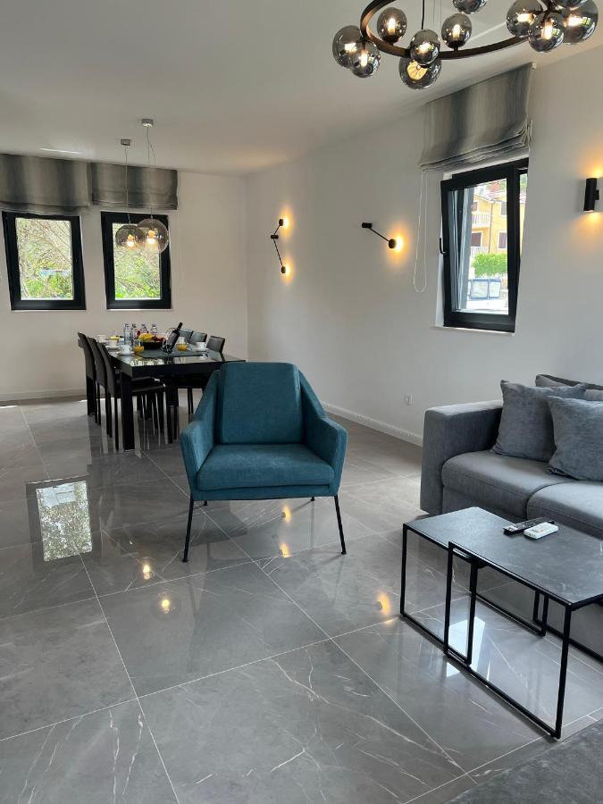 Beachfront House Olbia With Private Parking Trogir Exterior foto